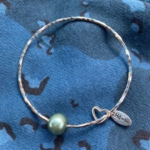 Silver Tahitian Pearl Bangle